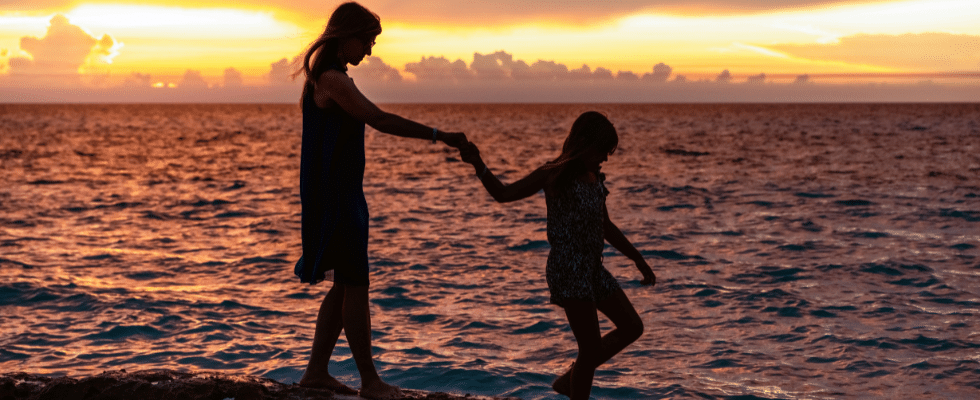 Image pour illustrer le témoignage d'Anne-Christine, atteinte de polyarthrite rhumatoïde, à propos de la maternité et du travail - Page témoignages